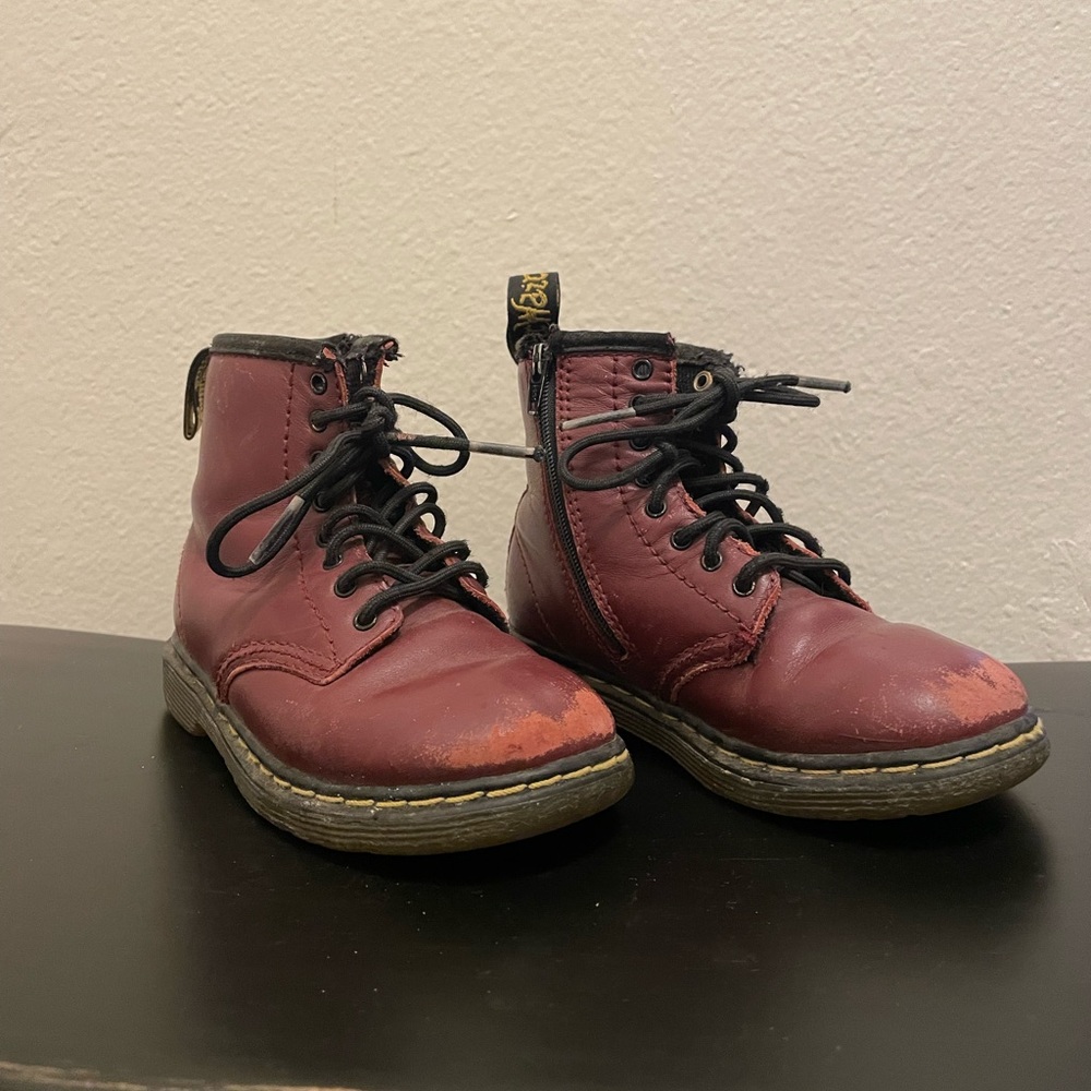 Dr. Martens Brooklee Toddler lace up boots Size 8 Burgundy Maroon